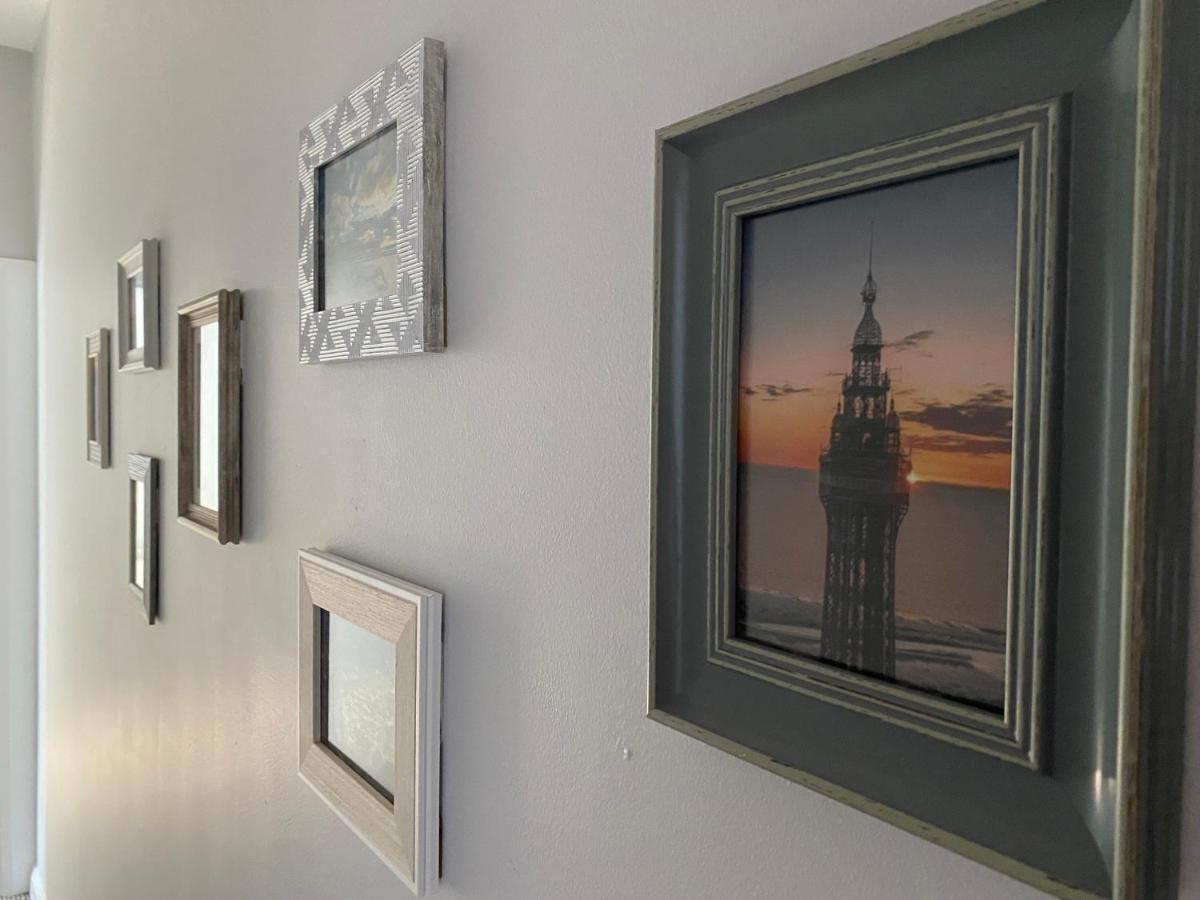 Blackpool Sleepover Apartment 1 Free Parking Sleeps 6 エクステリア 写真