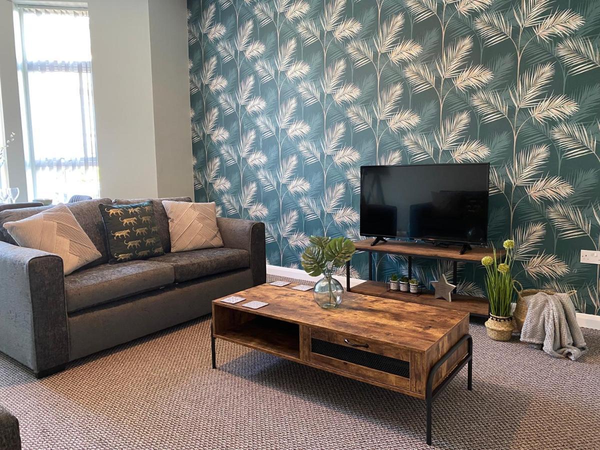 Blackpool Sleepover Apartment 1 Free Parking Sleeps 6 エクステリア 写真